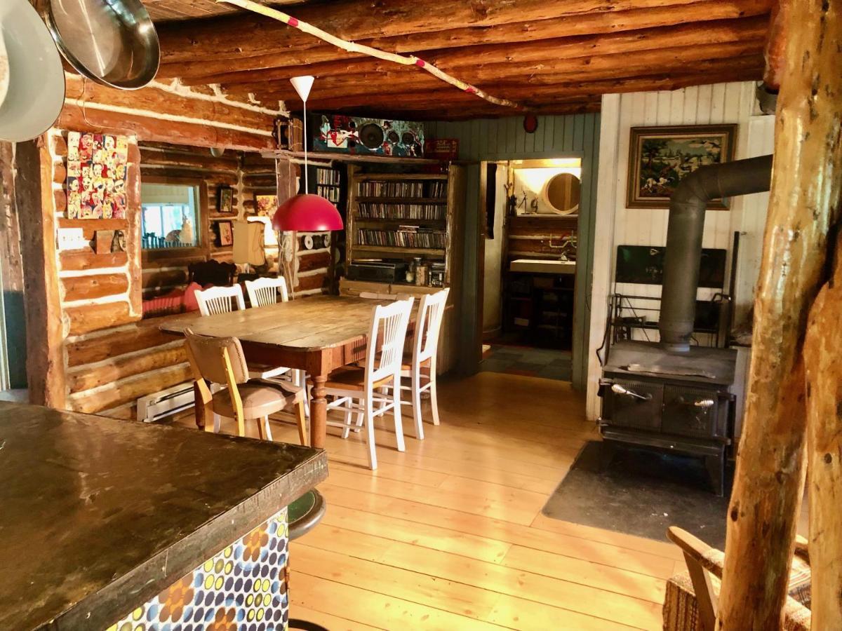 Chalet En Bois Rond Mauricie بلدية سان ألكسيس دي مونت المظهر الخارجي الصورة